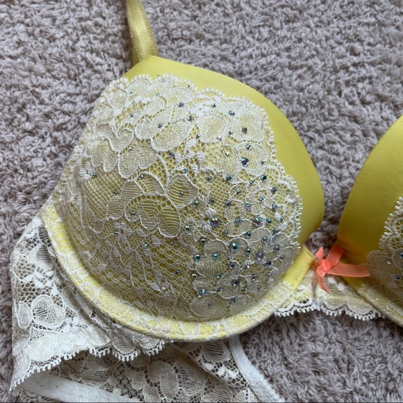 VS Yellow and White Embellished Lace and Jewel Dream Angels Pushup Bra 34B - Picture 4 of 7